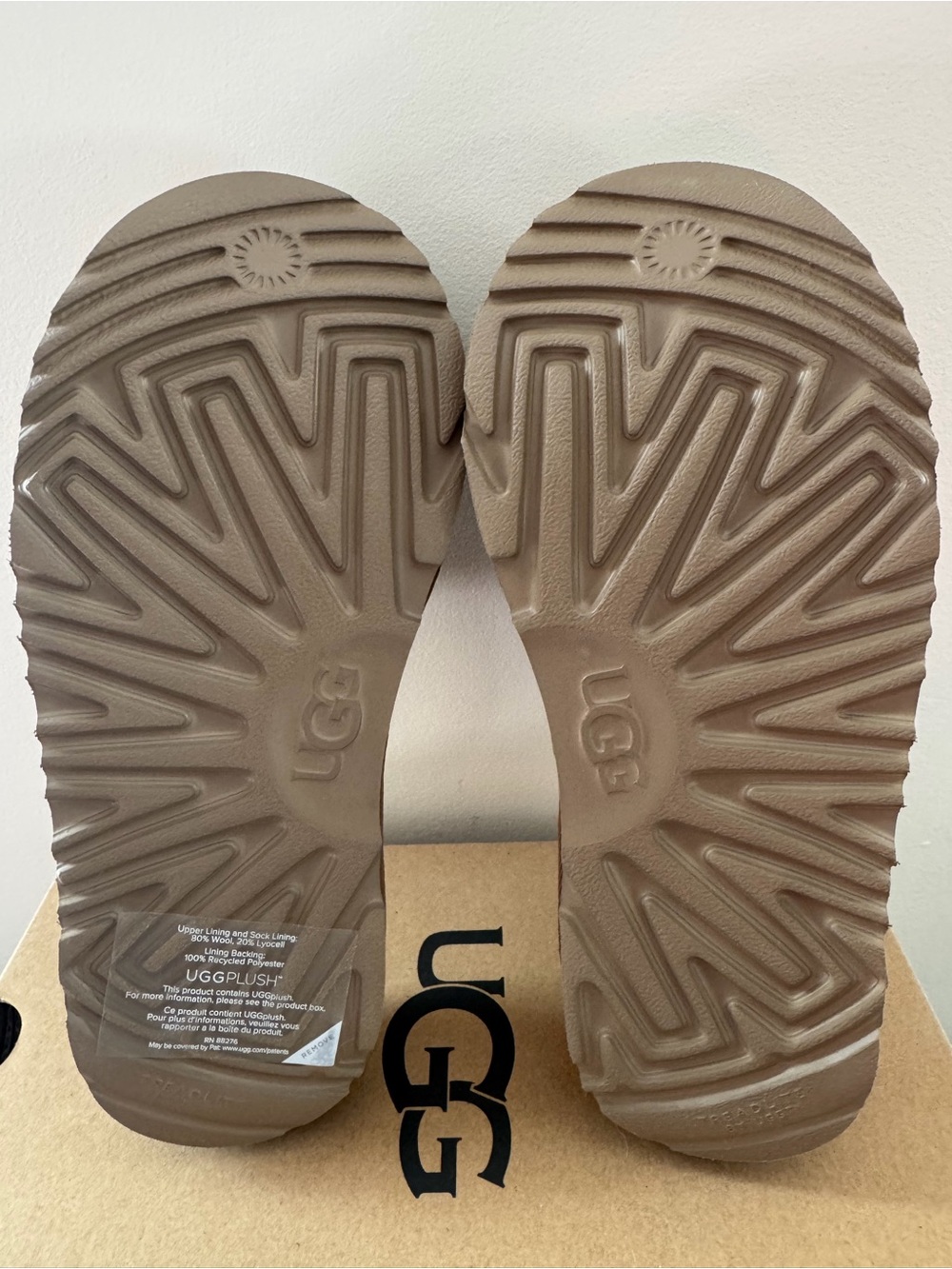 UGG Keegan Chestnut Suede Shearling Slide Slippers Kids Size 12 Cozy Comfort - Picture 9 of 12